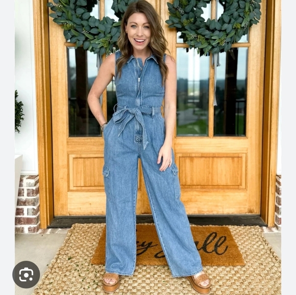 Women's denim cargo jumpsuit size 4 universal thread - Picture 5 of 5